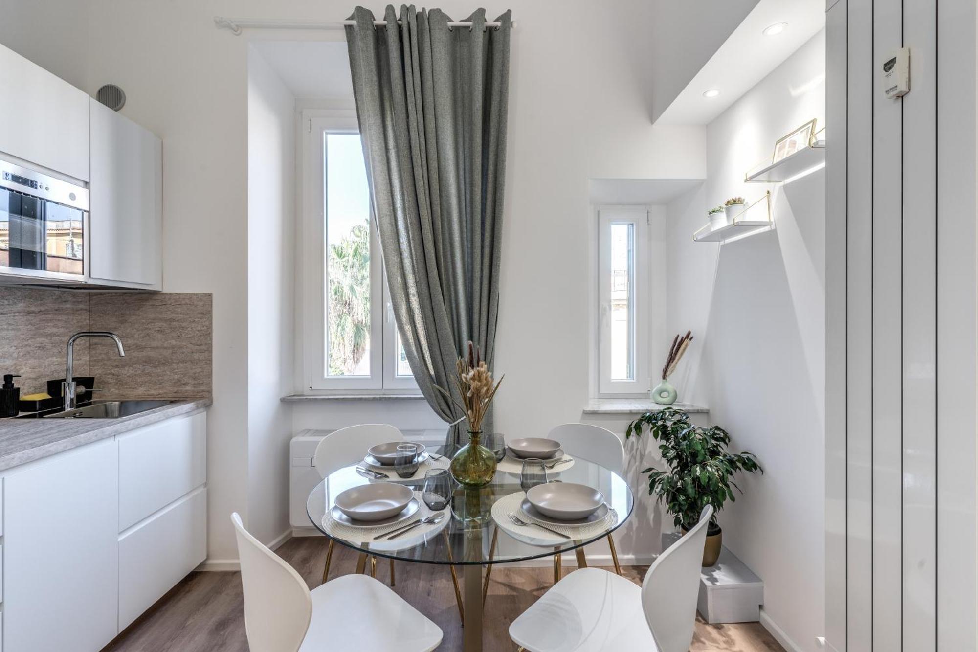 Apartment St Peter Miracle Rome