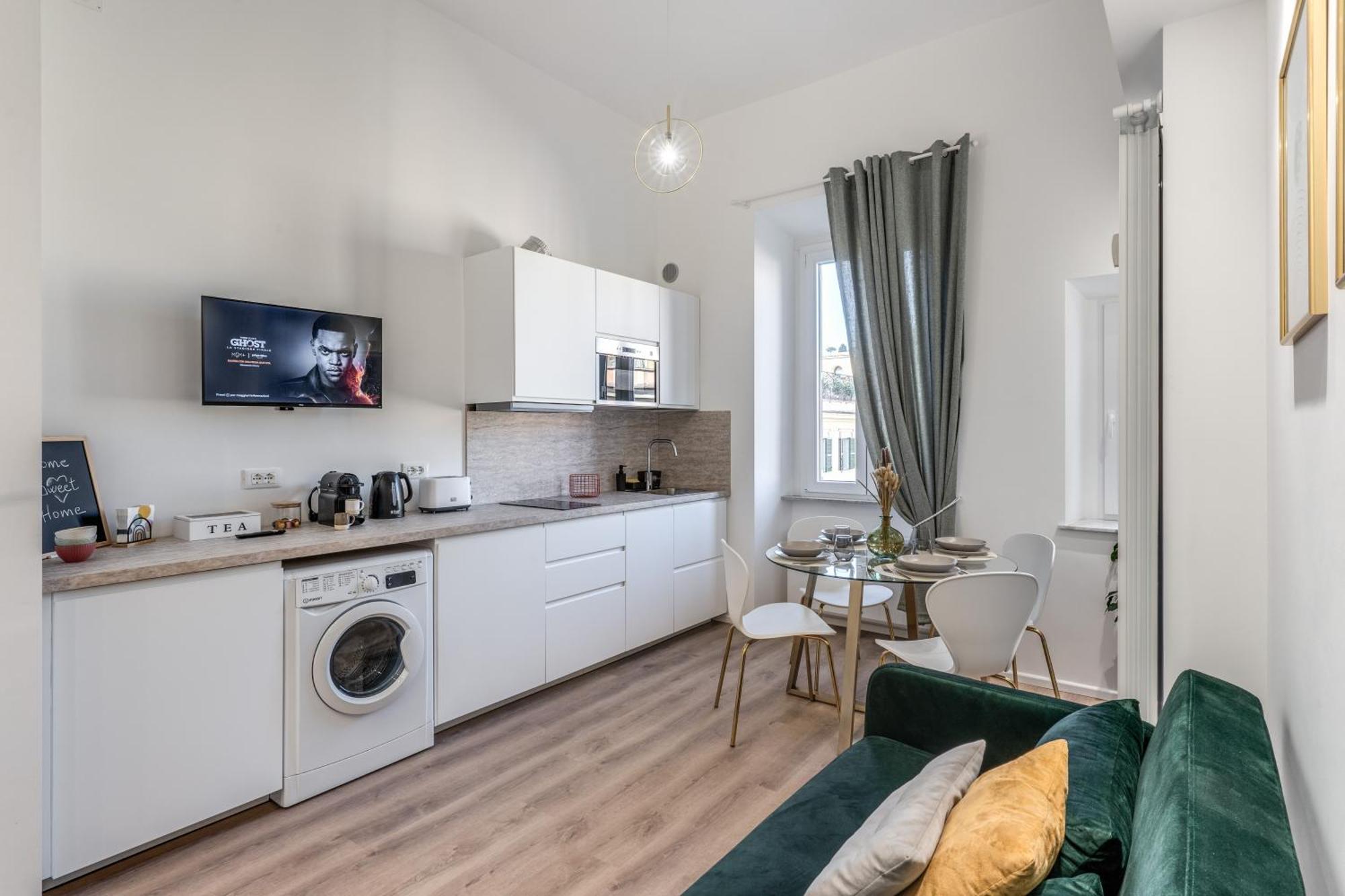 St Peter Miracle Apartment Rome