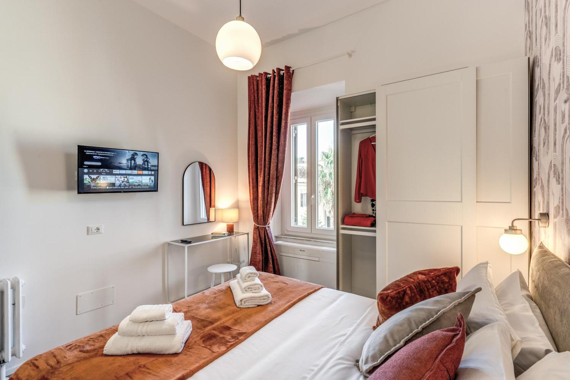 St Peter Miracle Apartment Rome